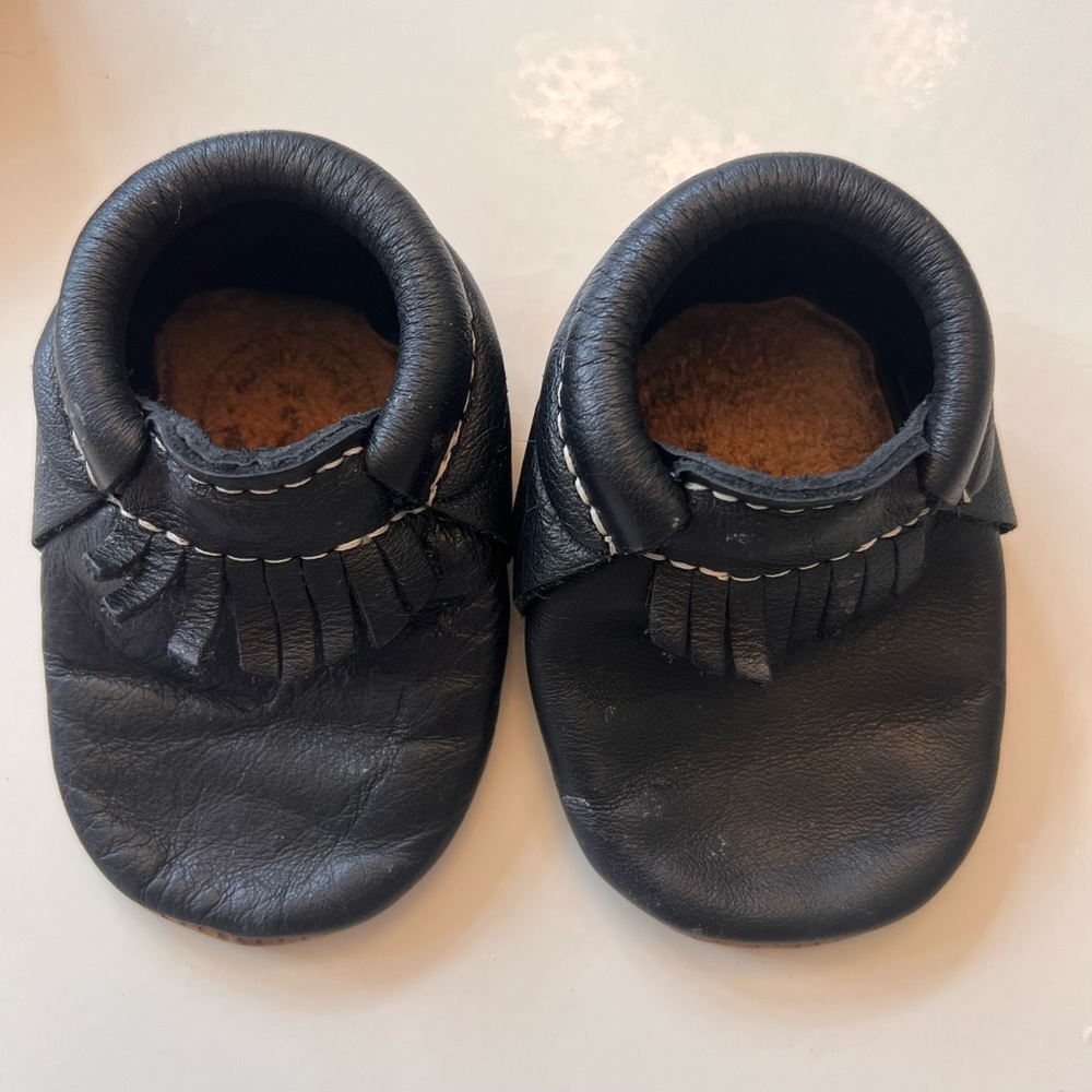 Freshly Picked Size 2 Black GUC